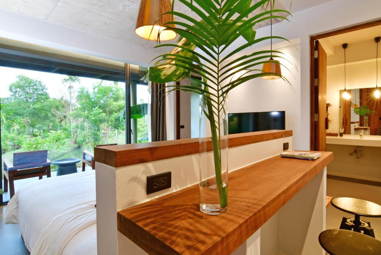 Отель Coconut Lane Бангкок Экстерьер фото
